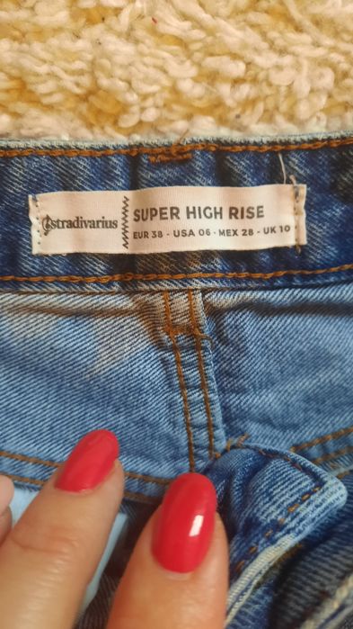 Pantaloni scurti de blugi nr.38