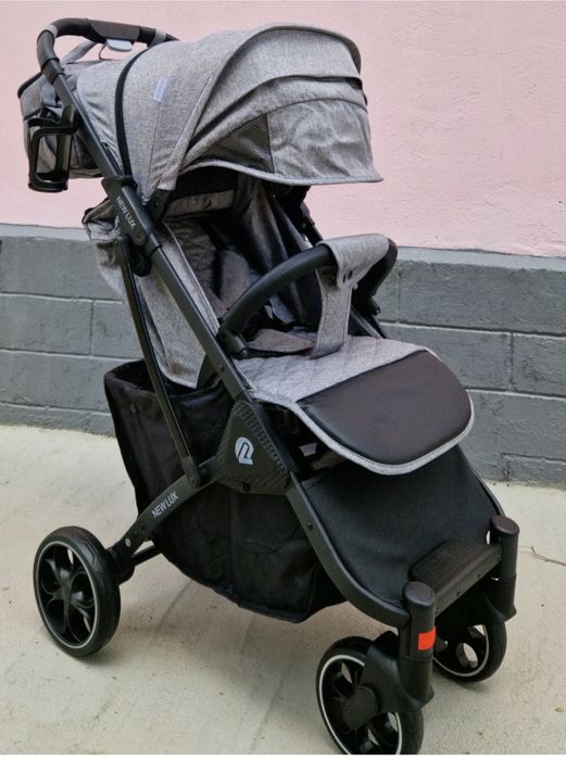 Продам детскую коляску  New lux