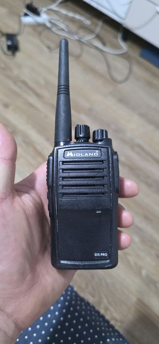 Stație radio PMR portabilă Midland G15 PRO, rezistentă la apă IP67