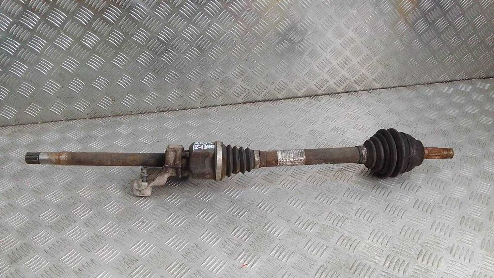 Полуоска Citroen DS3 1.6HDI 2012г.