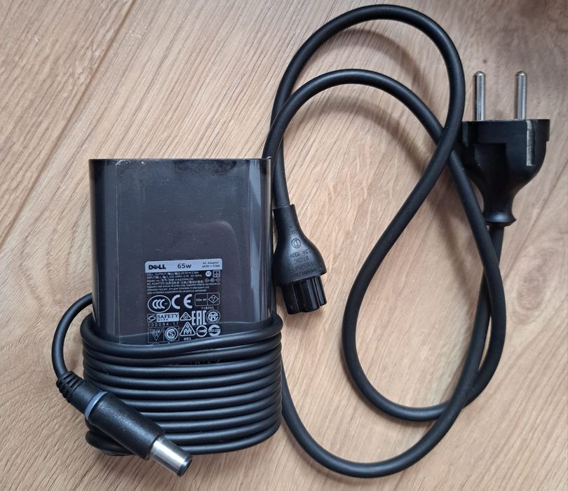 NOU - Incarcator original laptop Dell HA65NM130 19.5V 3.34A 65W