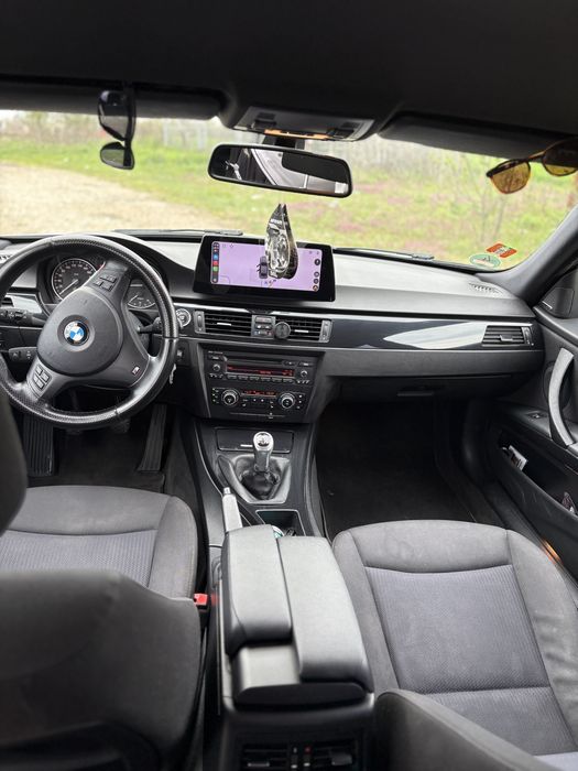 BMW 3 Series 2010 — imagine 5