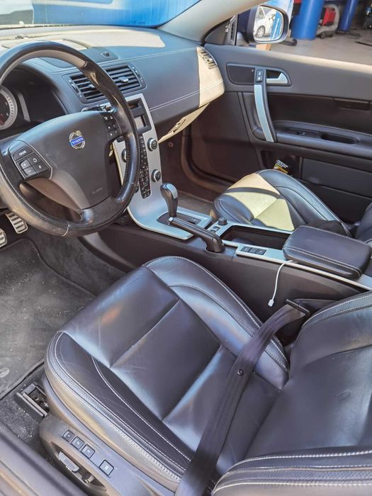 Volvo C70 D3 Inscription, An Fabricatie 2012, Motor 2.0 Diesel, 150CP