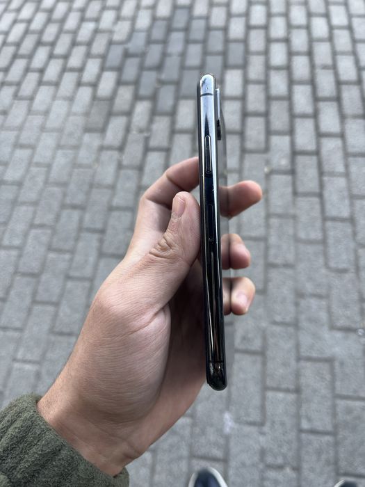 Iphone xs 64 sotiladi