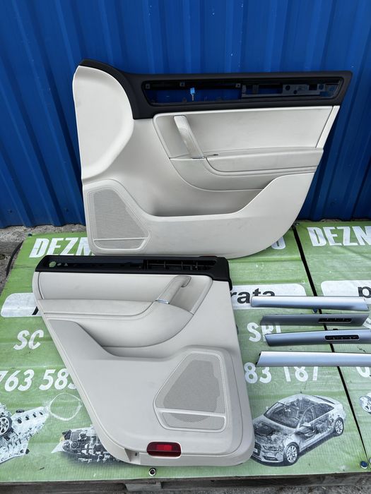 Fețe de ușă interior față și spate  Volkswagen Touareg 7 P