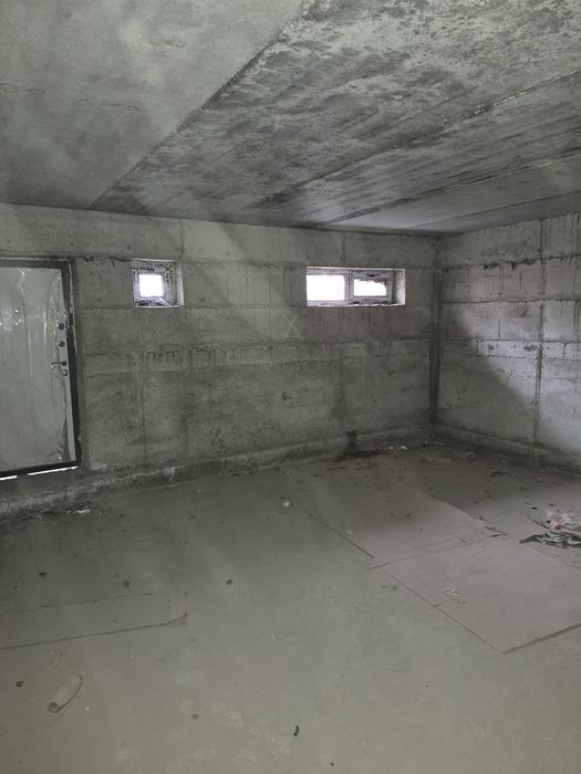 Шахар марказидан 2 хоналик кв