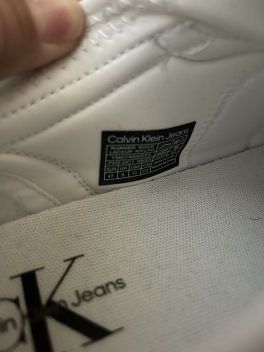 Обувки Calvin Klein!Чисто нови!!!44
