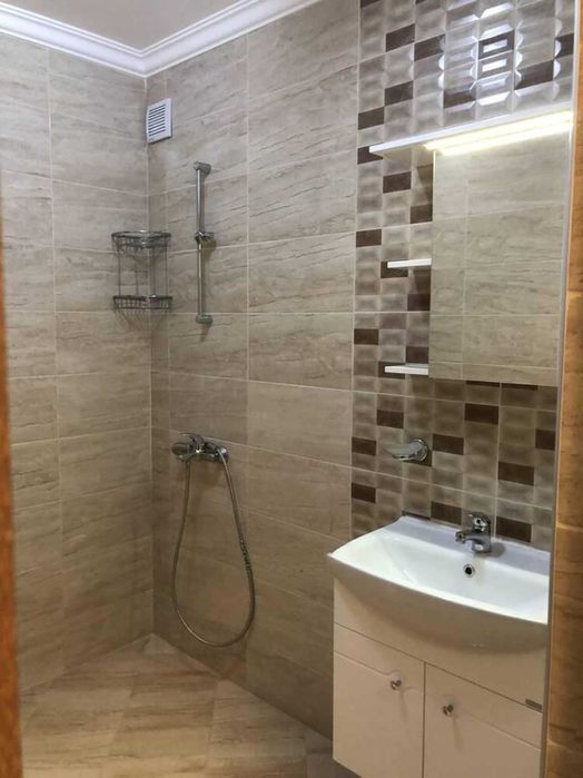 Дава се под наем Двустаен апартамент в Пловдив, Южен - 68 кв.м за 348.84 € - Снимка #9