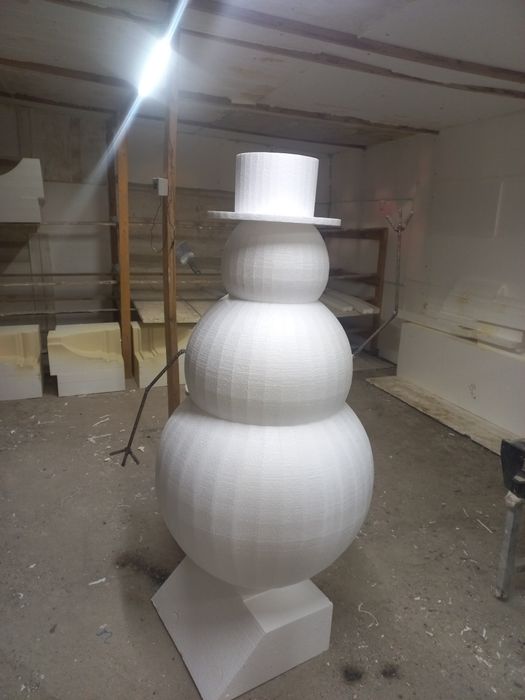 Фугурная резка Пенопласта