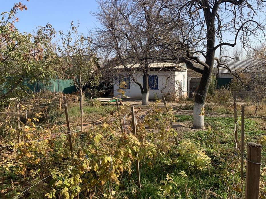 Продается дача в бозарыке. 6 соток……….