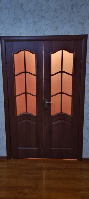 Двери Есіктер Буу