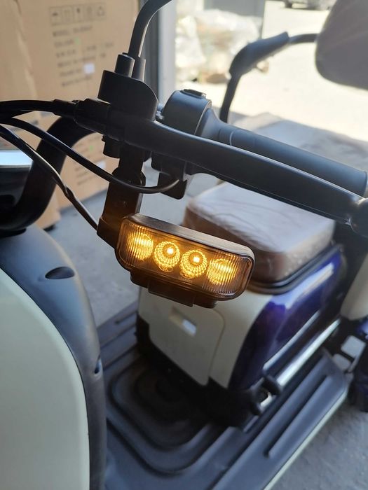 Електрическа триколка Vespa