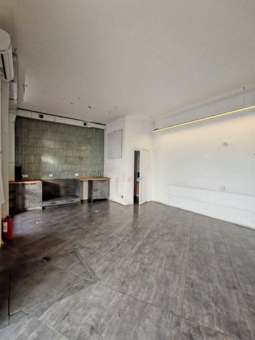 Сдаётся нежилое помещение на первой линии, Бадамзар!