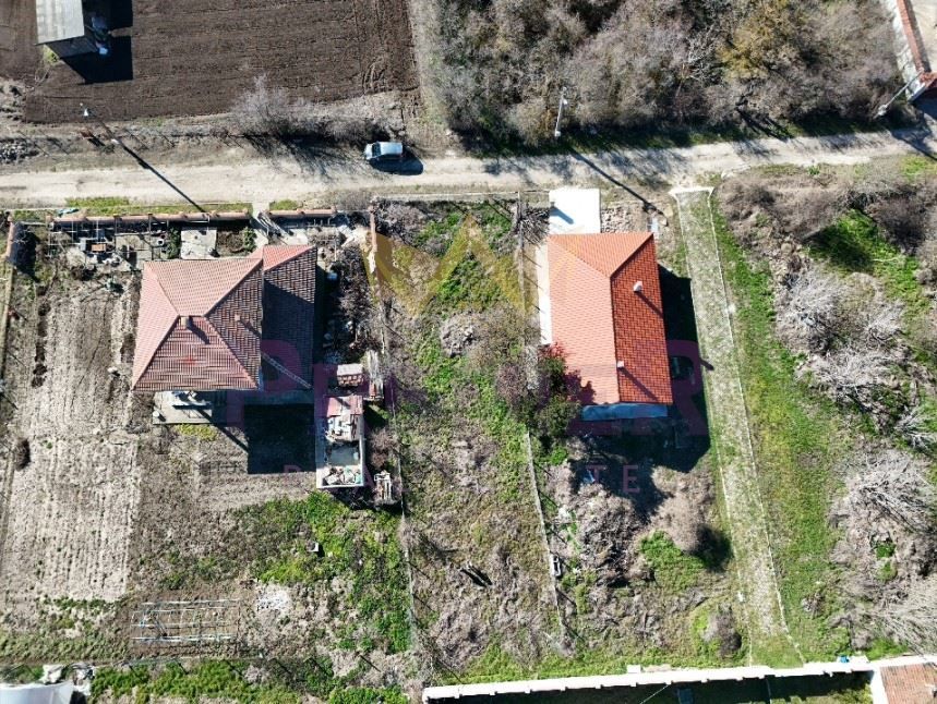 Парцел в Добрич, област-с.Крапец площ 510 цена 44300