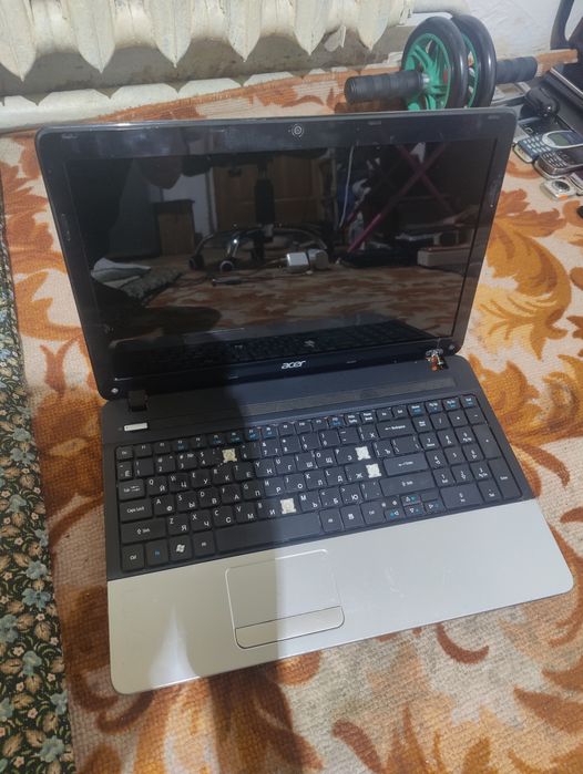 Ноутбук Acer aspire e1-571g на запчасть