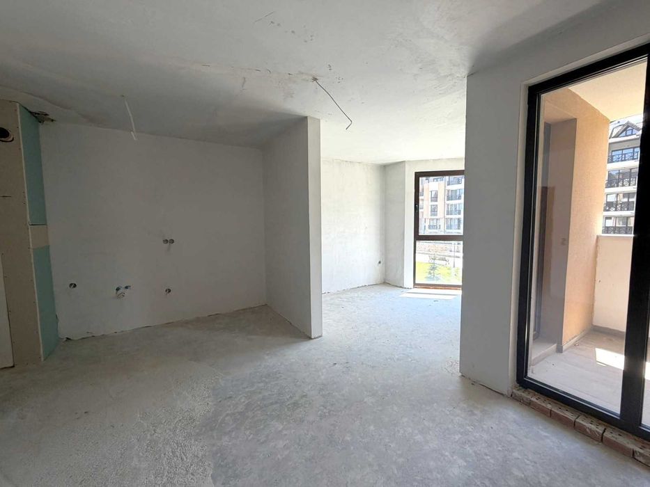 Необзаведено студио за продажба в затворен комплекс Pirin Castle Residence в Банско