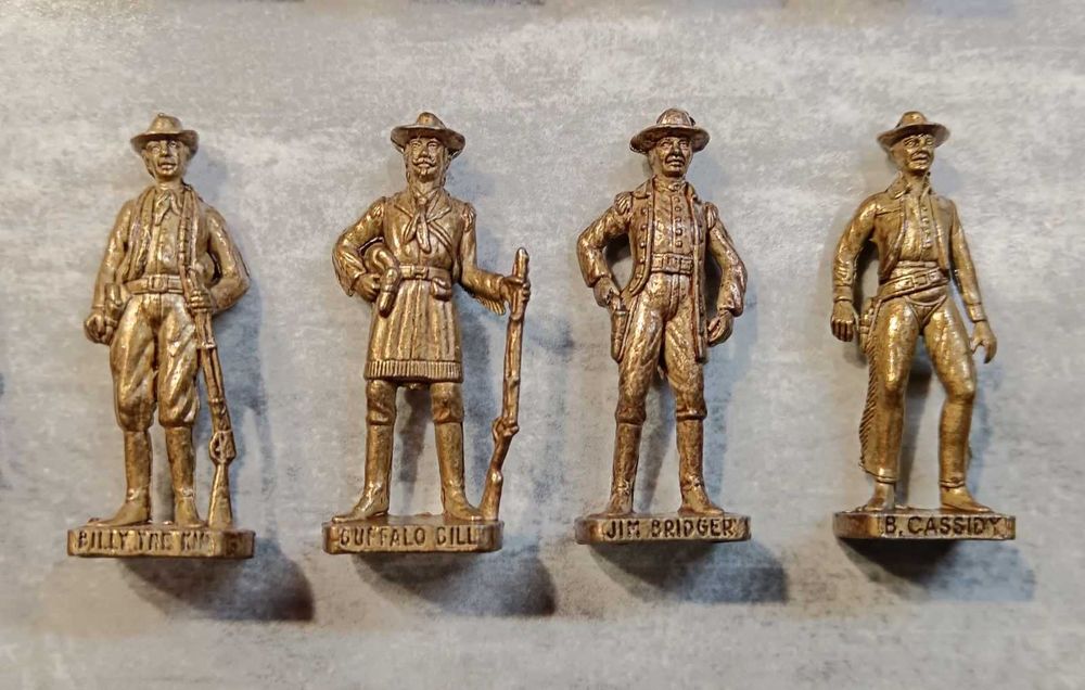 Метални фигурки - войници от Киндер яйца 6 Серии