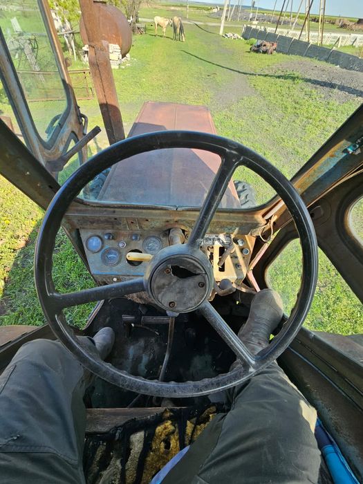 Продам трактор Т-40