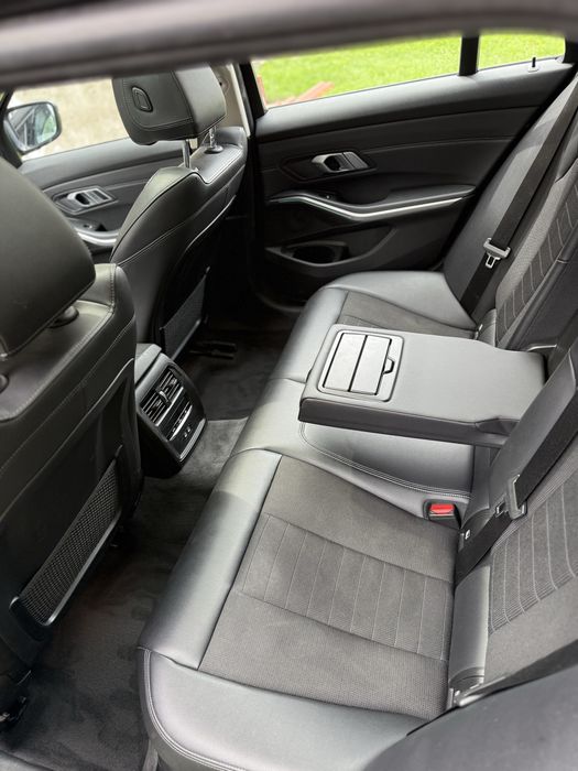 BMW 330 e xDrive PHEV !