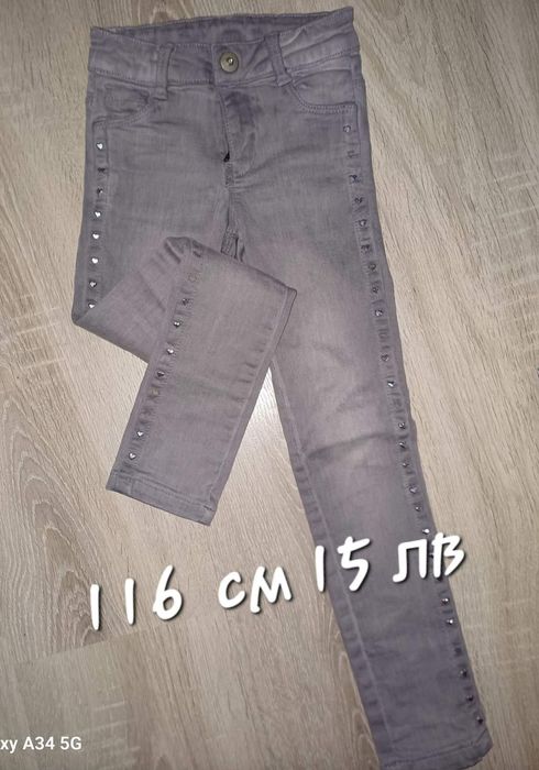 Детските дрехи за момиче