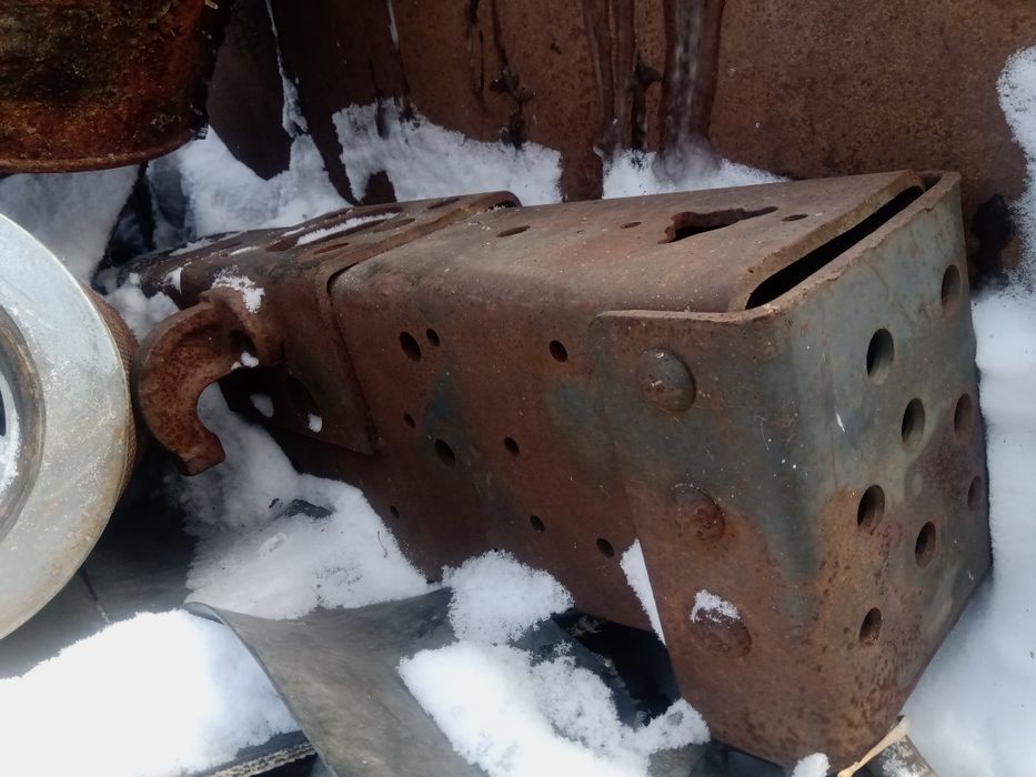 Поперечина рамы КамАЗ под фаркоп.