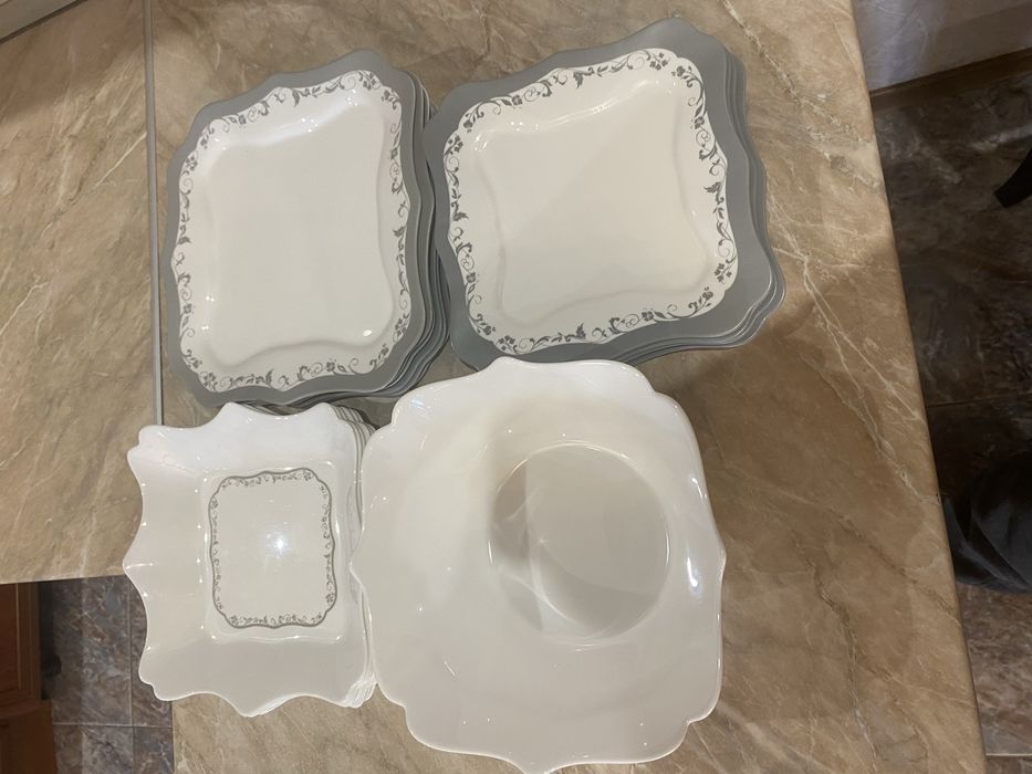 Продам набор тарелок Luminarc