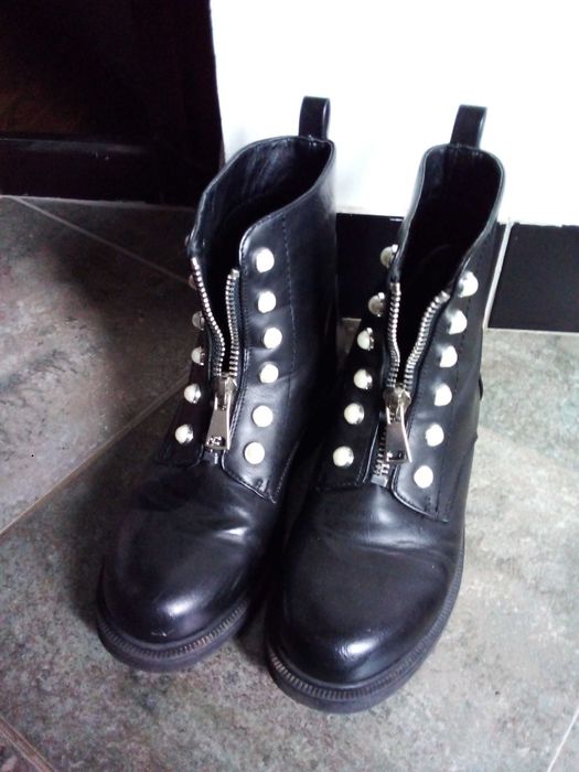 Ghete/cizme negre , 39