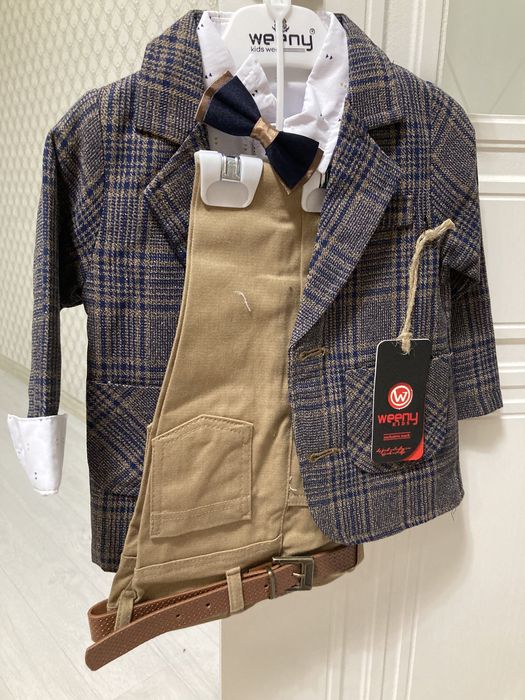 Костюм тройка