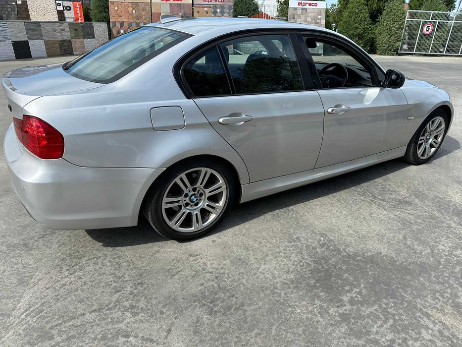 Dezmembrez piese BMW E90 Seria 3 318D 320D 325d 330d 335d