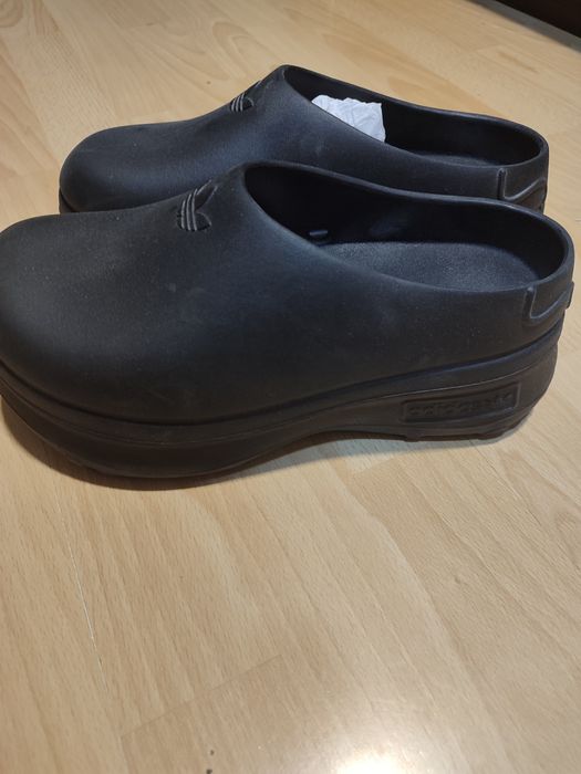 Сабо Адидас  тип крокс