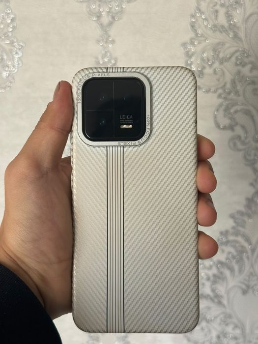 Продам Xiaomi 13