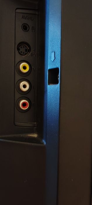 Телевизор Panasonic TX-20LA80F (20 инча) – работещ
