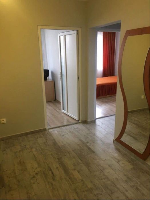 Dau in chirie apartamnet