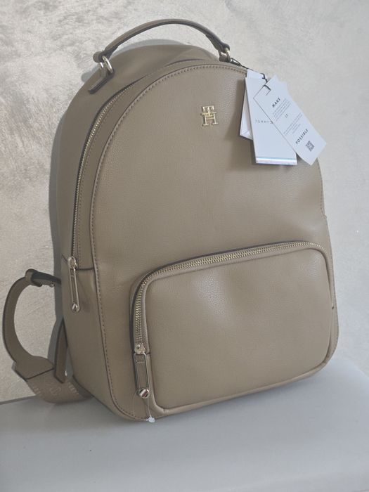 НОВА оригинална раница  Tommy Hilfiger