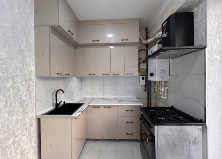 Toshkent metro yaqinida