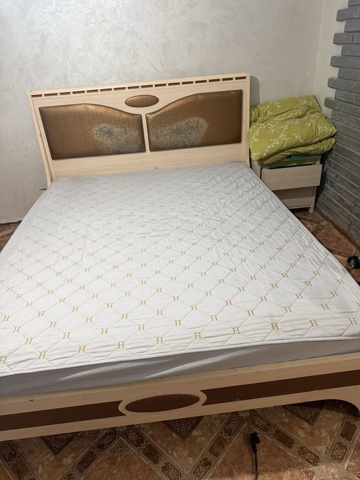 Продам матрас 160х200