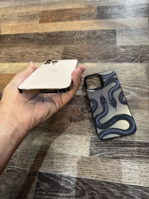 Продам Телефон Айфон 12 Pro Max