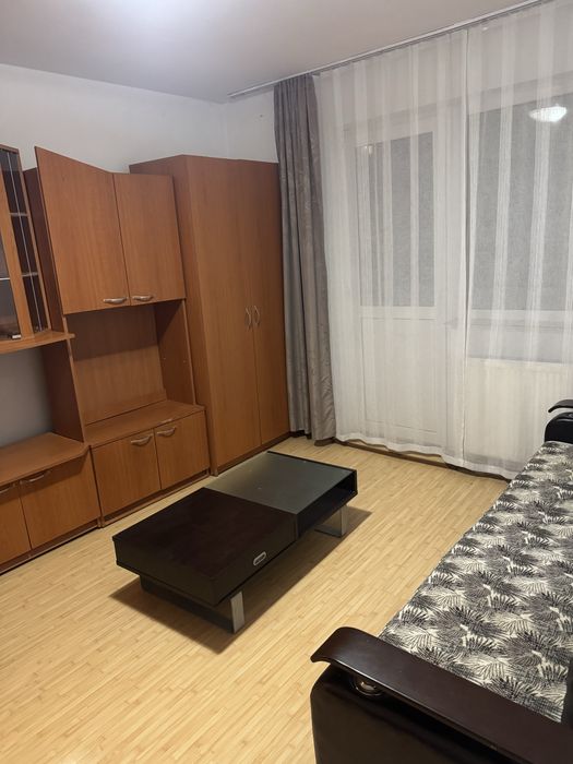 Inchiriez apartament 2 camere Codlea