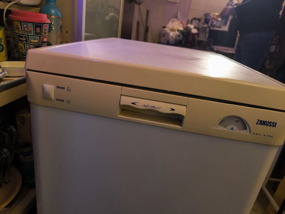 Миялна машина Zanussi