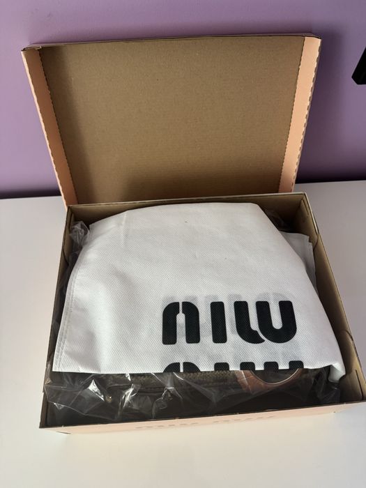 Сандали на miu miu 37,38 39