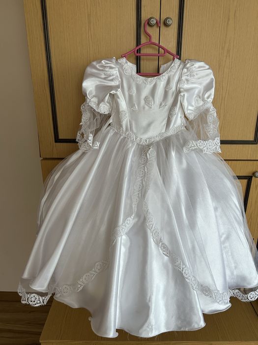 Детска шаферска рокля