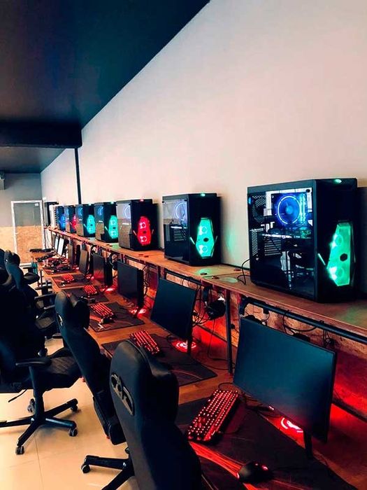 Столы для компьютерных клубов!