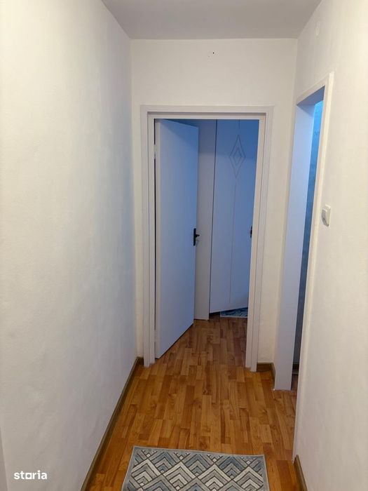 De vanzare apartament cu 3 camere, complet mobilat și utilat