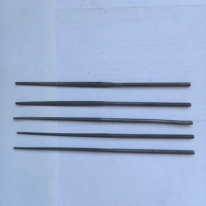 шлифкруги,стамеска,натфили,стеклорез.