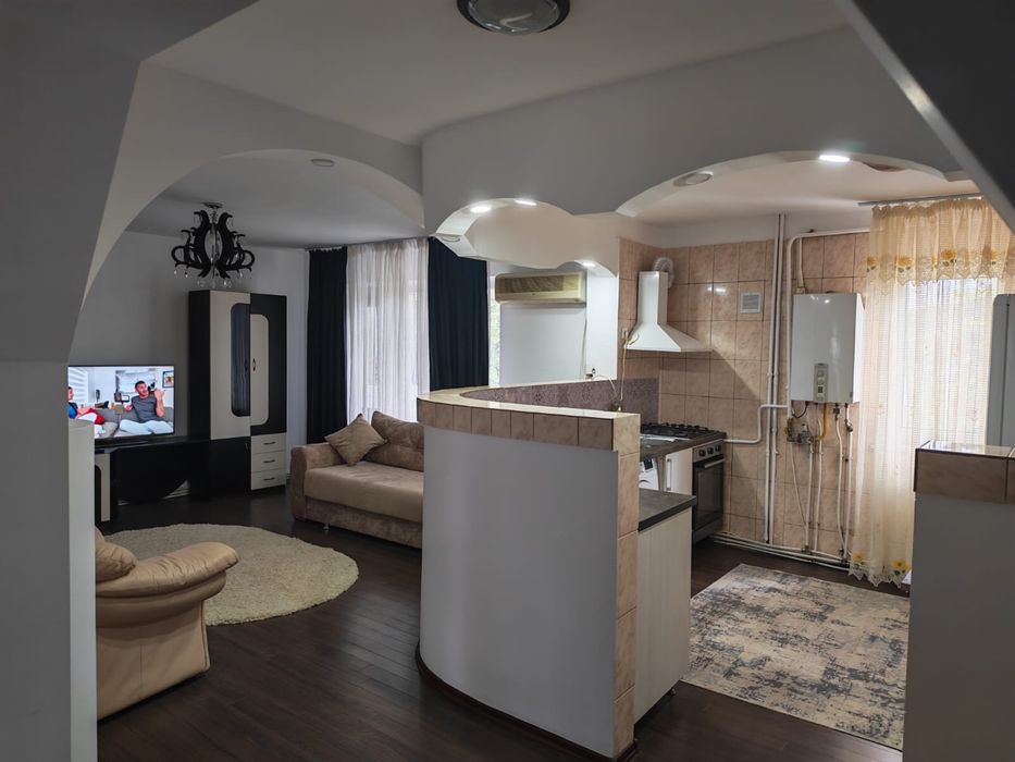 Inchiriez apartament 3 camere