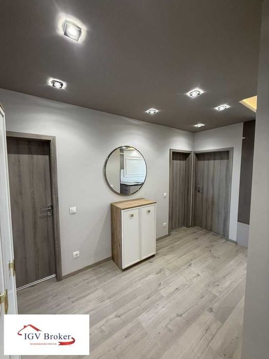 Продава се Тристаен апартамент в София, Банишора - 111 кв.м за 1792 €/кв.м - Снимка #8