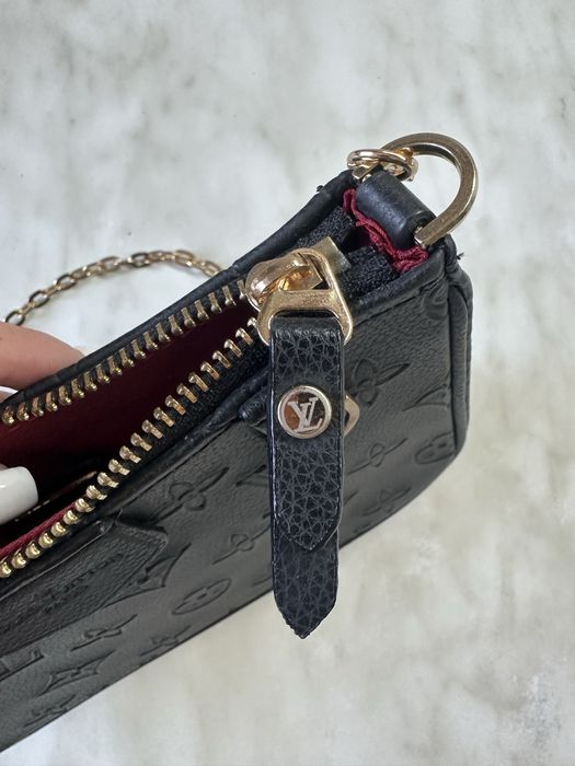 Дамска мини чантичка Louis Vuitton