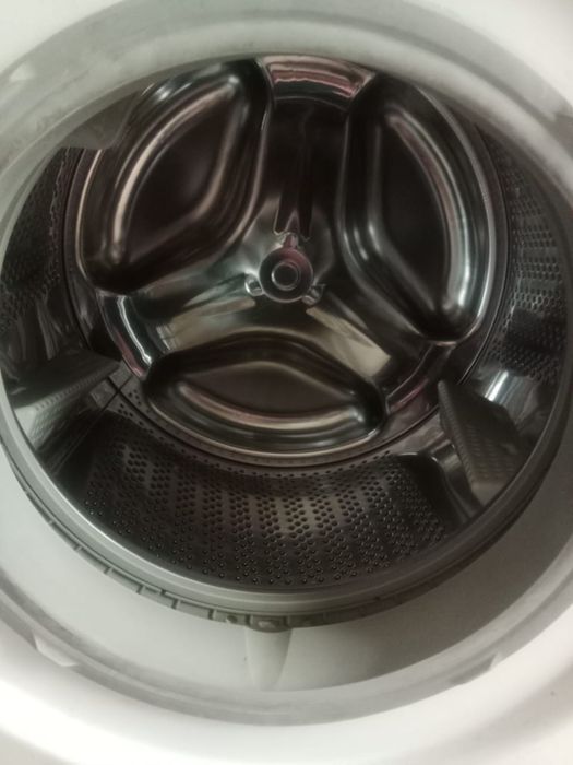 Продам стиральную машину