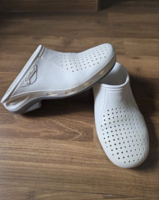 Saboti medicali Saniflex autoclavabili