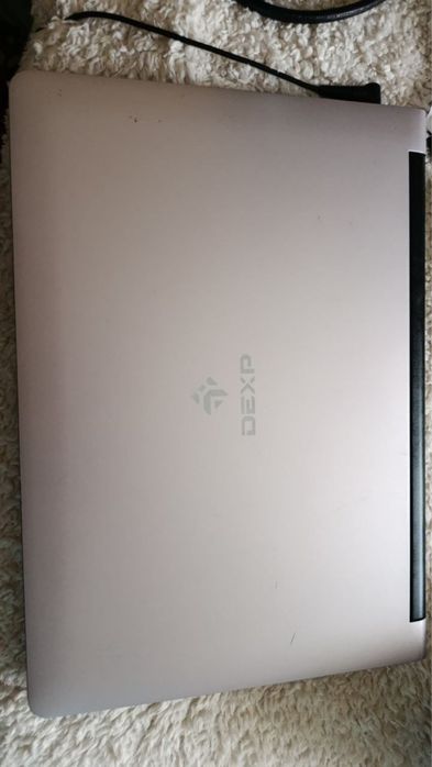 Ноутбук DEXP б/у